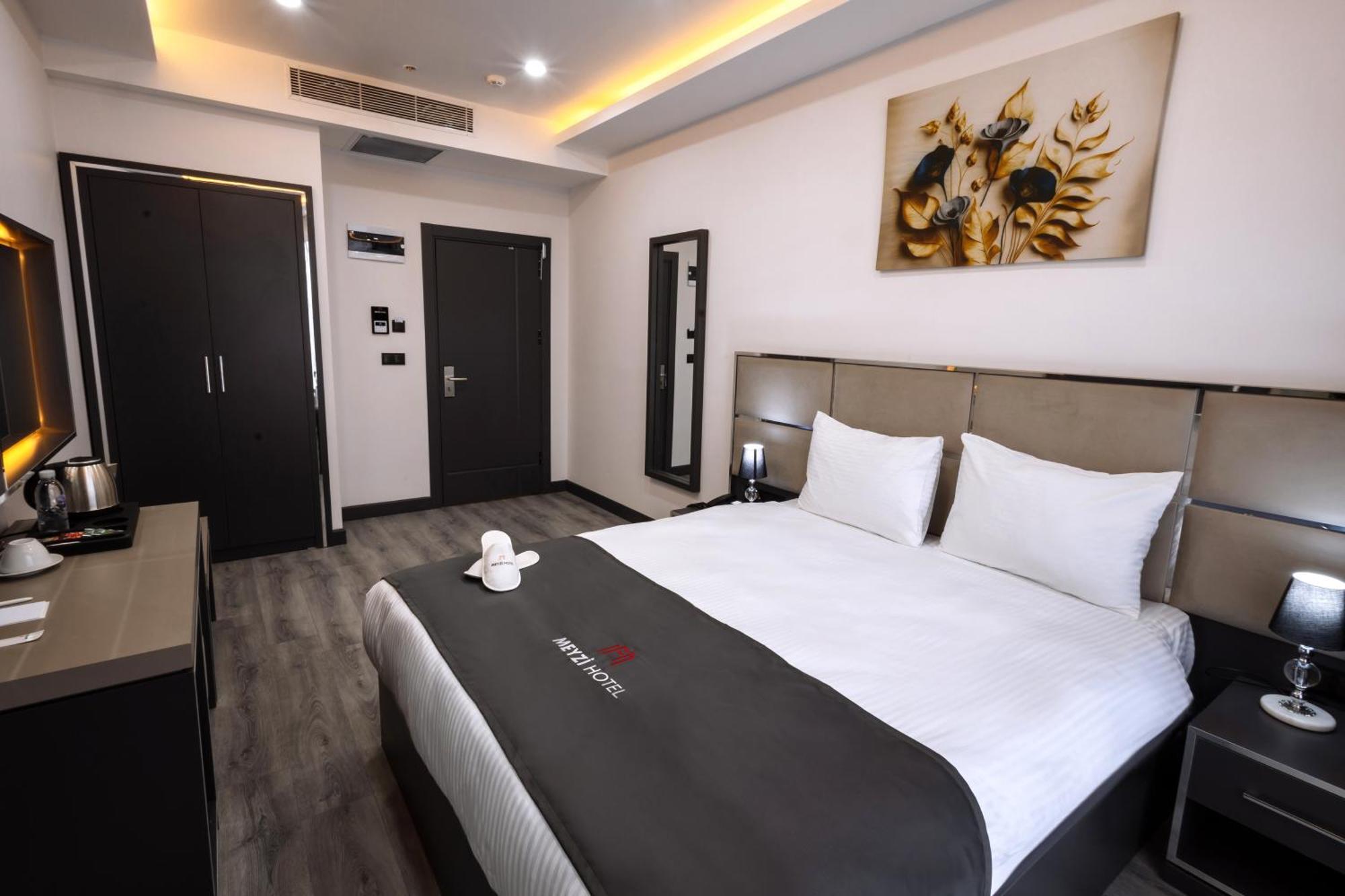 Meyzi Hotel Istanboel Buitenkant foto